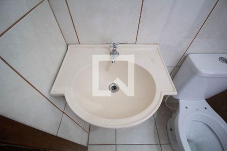 Casa de condomínio à venda com 60m², 2 quartos e 1 vaga Casa de condomínio à venda com 60m², 2 quartos e 1 vagaBanheiro