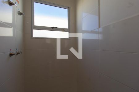 Apartamento à venda com 41m², 2 quartos e 1 vaga Apartamento à venda com 41m², 2 quartos e 1 vagaBanheiro