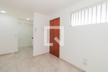 Sala de casa de condomínio para alugar com 1 quarto, 101m² em Parada Inglesa, São Paulo