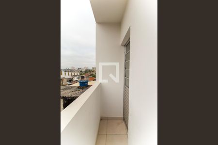 Casa para alugar com 25m², 1 quarto e sem vaga Casa para alugar com 25m², 1 quarto e sem vagaSacada