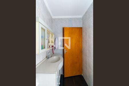 Casa à venda com 150m², 4 quartos e 2 vagas Casa à venda com 150m², 4 quartos e 2 vagasBanheiro 2