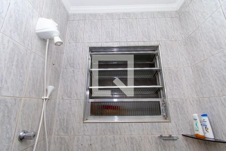 Casa à venda com 150m², 4 quartos e 2 vagas Casa à venda com 150m², 4 quartos e 2 vagasBanheiro 2