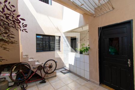 Casa à venda com 150m², 4 quartos e 2 vagas Casa à venda com 150m², 4 quartos e 2 vagasÁrea de Serviço e Quintal