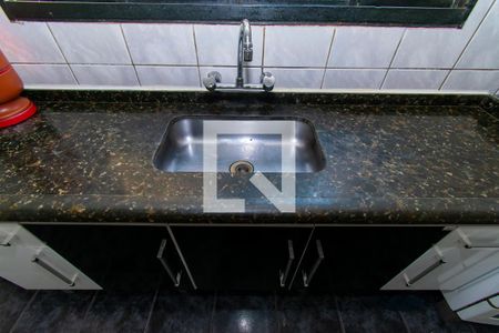 Casa à venda com 150m², 4 quartos e 2 vagas Casa à venda com 150m², 4 quartos e 2 vagasCozinha