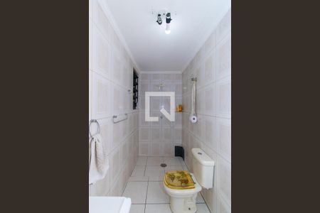 Casa à venda com 150m², 4 quartos e 2 vagas Casa à venda com 150m², 4 quartos e 2 vagasBanheiro 1