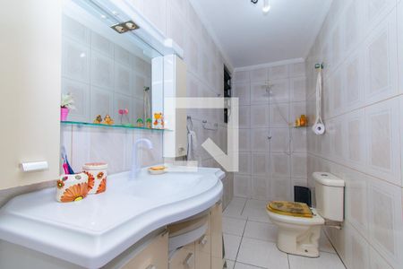 Casa à venda com 150m², 4 quartos e 2 vagas Casa à venda com 150m², 4 quartos e 2 vagasBanheiro 1