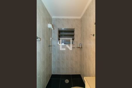 Casa à venda com 150m², 4 quartos e 2 vagas Casa à venda com 150m², 4 quartos e 2 vagasBanheiro 2