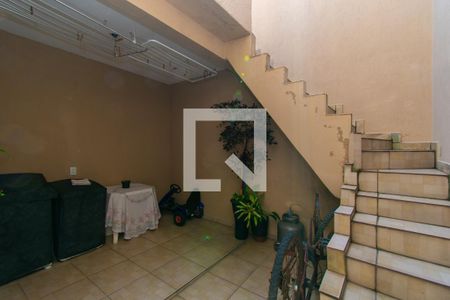 Casa à venda com 150m², 4 quartos e 2 vagas Casa à venda com 150m², 4 quartos e 2 vagasÁrea de Serviço e Quintal