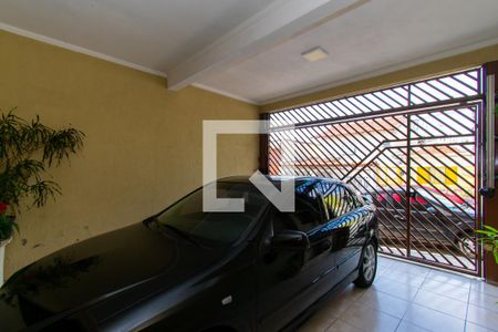 Casa à venda com 150m², 4 quartos e 2 vagas Casa à venda com 150m², 4 quartos e 2 vagasGaragem