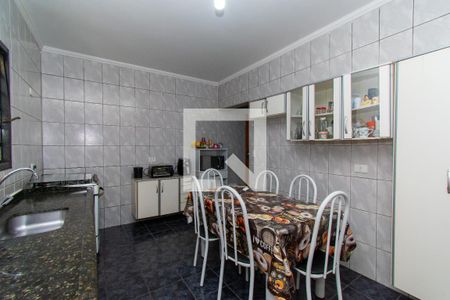 Casa à venda com 150m², 4 quartos e 2 vagas Casa à venda com 150m², 4 quartos e 2 vagasCozinha