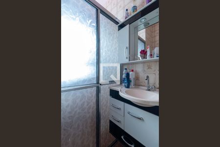 Casa à venda com 250m², 3 quartos e 3 vagasBanheiro Quarto 1