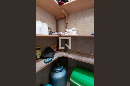 Casa à venda com 250m², 3 quartos e 3 vagasDespensa