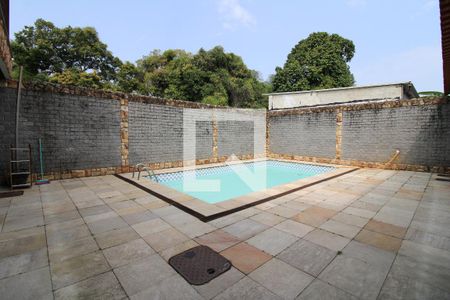 Casa de condomínio à venda com 250m², 3 quartos e 3 vagasÁrea Externa