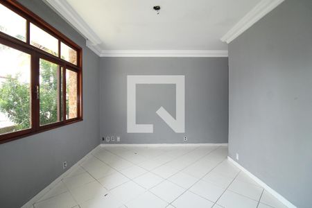 Casa de condomínio à venda com 250m², 3 quartos e 3 vagasQuarto 1 - Suíte