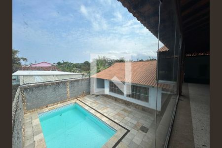 Casa de condomínio à venda com 250m², 3 quartos e 3 vagas Casa de condomínio à venda com 250m², 3 quartos e 3 vagasTerraço