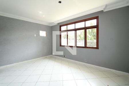 Casa de condomínio à venda com 250m², 3 quartos e 3 vagasQuarto 1 - Suíte