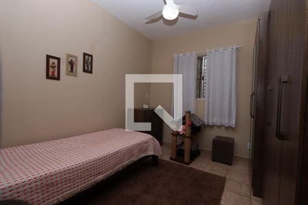 Casa à venda com 325m², 4 quartos e 2 vagasQuarto 4