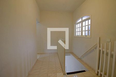 Hall dos Quartos  de casa de condomínio para alugar com 3 quartos, 200m² em Parque Regina, São Paulo