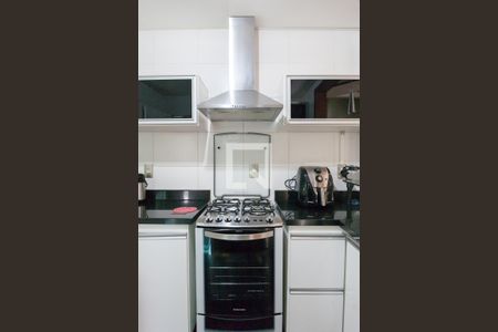 Casa à venda com 260m², 4 quartos e 2 vagas Casa à venda com 260m², 4 quartos e 2 vagasCozinha