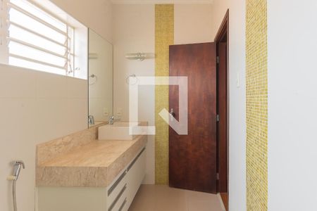 Casa à venda com 264m², 4 quartos e 4 vagasBanheiro