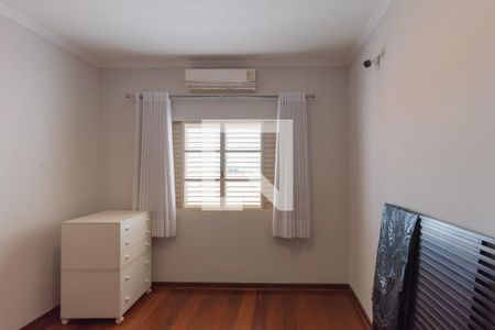 Casa à venda com 264m², 4 quartos e 4 vagasQuarto 2