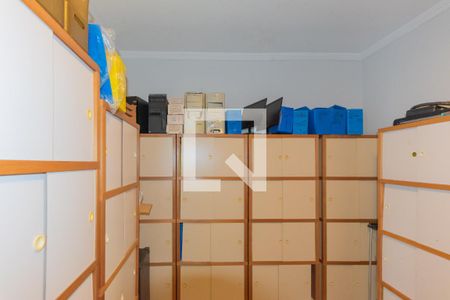 Casa à venda com 264m², 4 quartos e 4 vagasEscritório