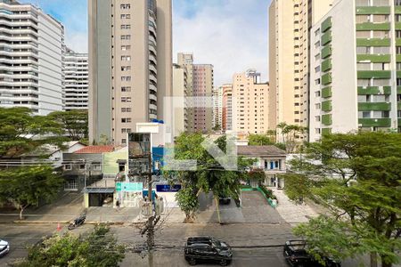 Vista de apartamento para alugar com 1 quarto, 48m² em Vila Uberabinha, São Paulo