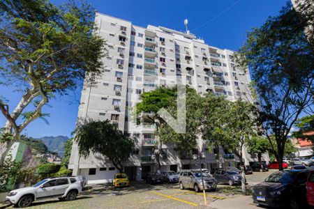 Apartamento para alugar com 55m², 2 quartos e 1 vagaFachada