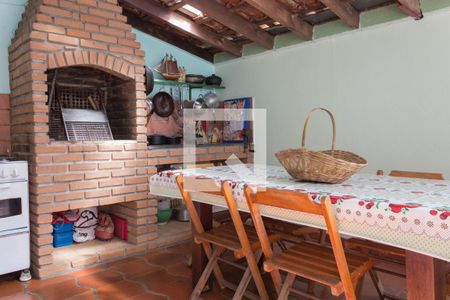 Casa à venda com 214m², 3 quartos e 2 vagasÁrea comum