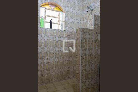 Casa à venda com 214m², 3 quartos e 2 vagasBanheiro
