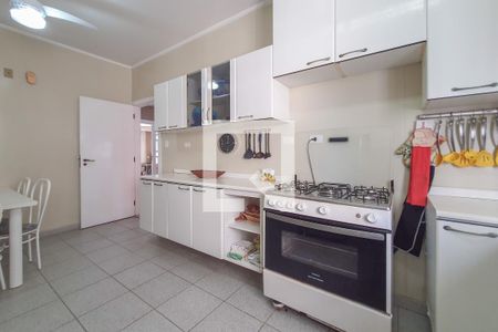 Apartamento para alugar com 250m², 4 quartos e 3 vagasCozinha