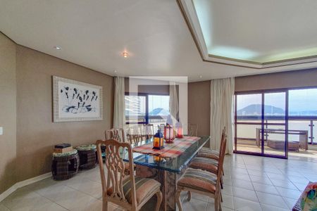 Sala de apartamento para alugar com 4 quartos, 250m² em Jardim Astúrias, Guarujá