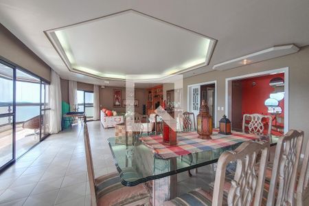 Sala de apartamento para alugar com 4 quartos, 250m² em Jardim Astúrias, Guarujá