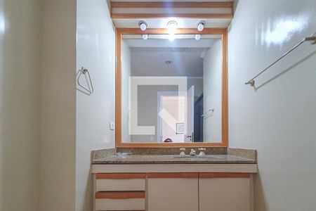 Apartamento para alugar com 250m², 4 quartos e 3 vagasBanheiro 1