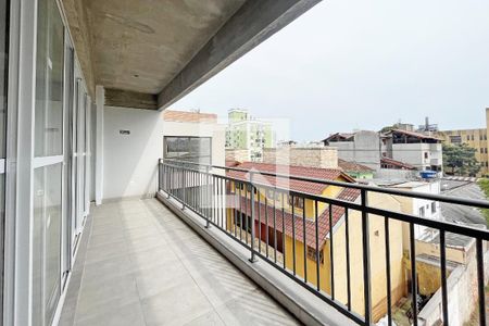 Apartamento à venda com 105m², 2 quartos e 1 vagaVaranda