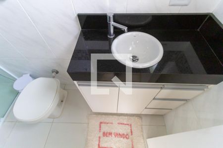 Casa à venda com 180m², 3 quartos e 2 vagasBanheiro casa 2