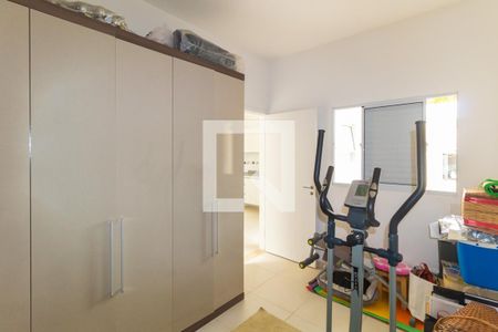 Casa à venda com 180m², 3 quartos e 2 vagasQuarto Casa 2