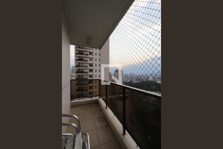 Sacada de apartamento à venda com 4 quartos, 238m² em Santana, São Paulo