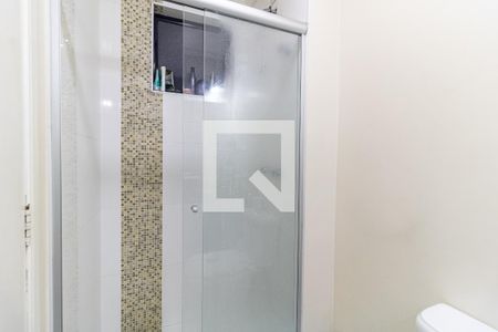 Apartamento à venda com 64m², 3 quartos e 1 vaga Apartamento à venda com 64m², 3 quartos e 1 vagaBanheiro da Suíte