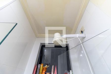 Apartamento à venda com 64m², 3 quartos e 1 vaga Apartamento à venda com 64m², 3 quartos e 1 vagaBanheiro Social