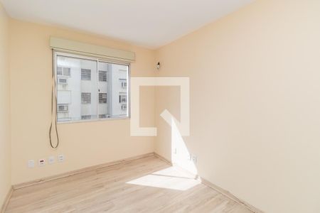 Quarto 1 de apartamento à venda com 2 quartos, 52m² em Rubem Berta, Porto Alegre
