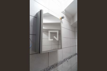 Casa à venda com 175m², 3 quartos e 4 vagasBanheiro 2