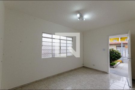 Sala de casa para alugar com 2 quartos, 80m² em Vila São Vicente, São Paulo