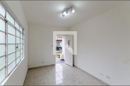 Sala de casa para alugar com 2 quartos, 80m² em Vila São Vicente, São Paulo
