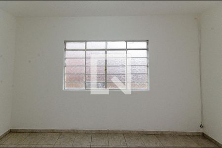 Sala de casa para alugar com 2 quartos, 80m² em Vila São Vicente, São Paulo
