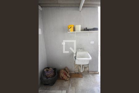 Casa para alugar com 40m², 1 quarto e sem vagaÁrea de Serviço