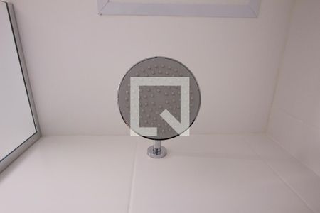 Banheiro de kitnet/studio para alugar com 1 quarto, 21m² em República, São Paulo