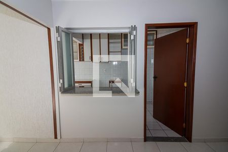 Cozinha de apartamento para alugar com 2 quartos, 61m² em Setor Sudoeste, Brasília