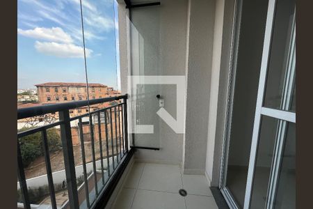 Apartamento para alugar com 60m², 2 quartos e 1 vagaSacada