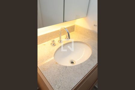 Apartamento à venda com 54m², 1 quarto e 1 vagaBanheiro da Suíte - Torneira